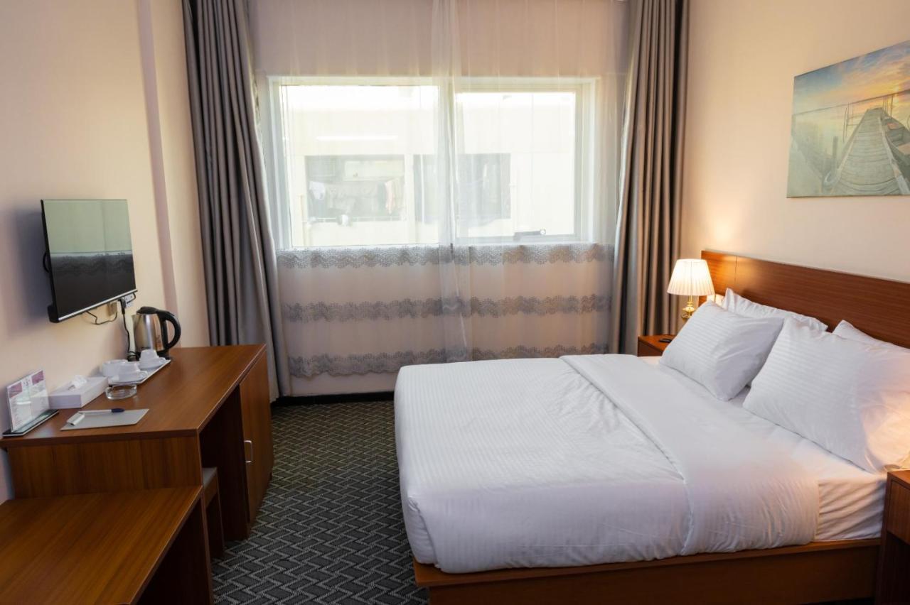 Three 888 Hotel Dubaj Zewnętrze zdjęcie