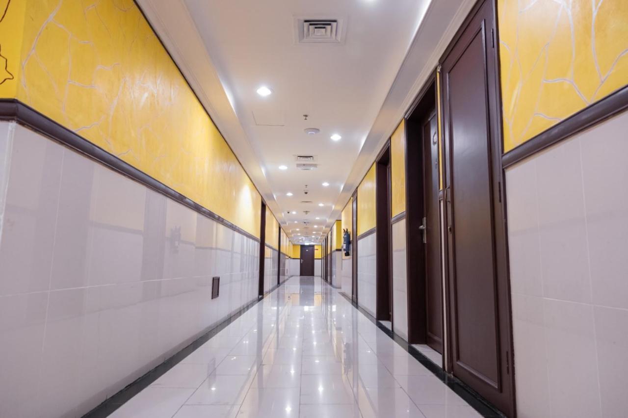 Three 888 Hotel Dubaj Zewnętrze zdjęcie