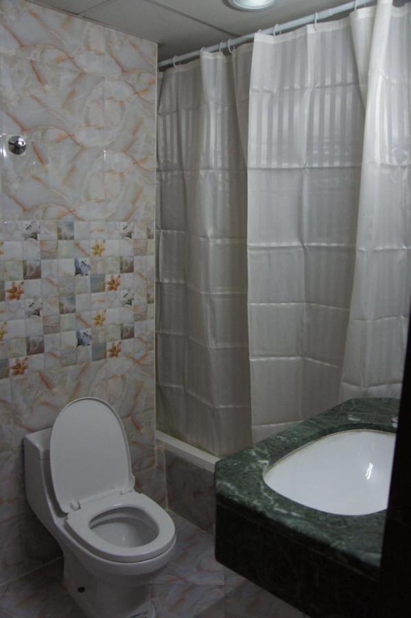 Three 888 Hotel Dubaj Zewnętrze zdjęcie