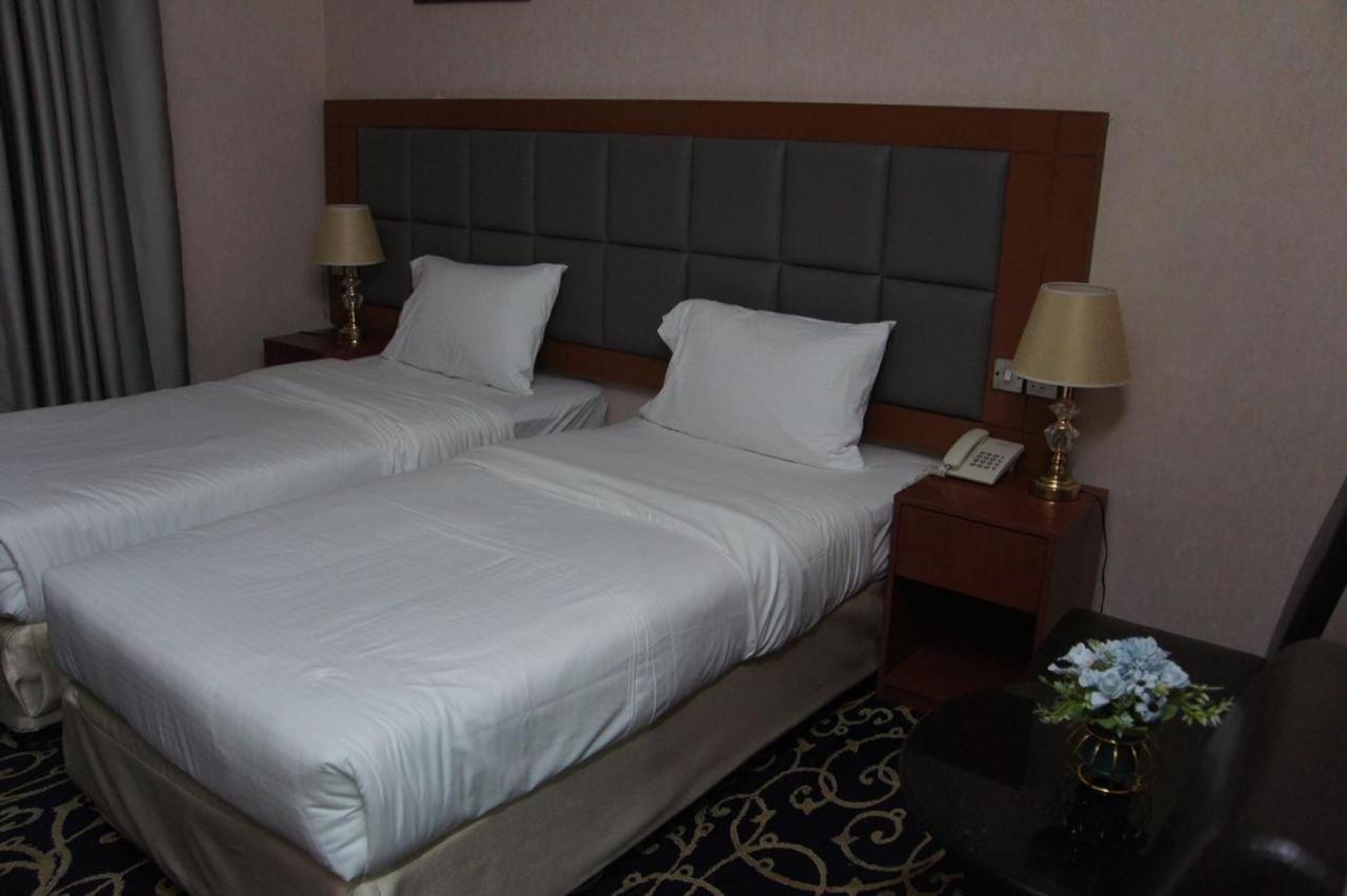 Three 888 Hotel Dubaj Zewnętrze zdjęcie